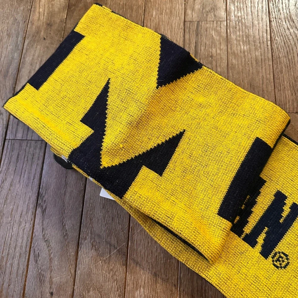 University of Michigan Wolverines Scarf Knit Fringe Maize Yellow Blue Game Day